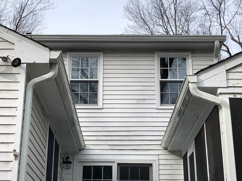 Custom Andersen double hungs with FIBREX exteriors